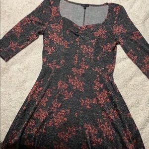 Women’s dress